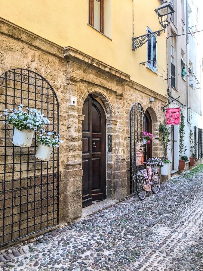 Minerva'S House Apartment Alghero Exterior photo