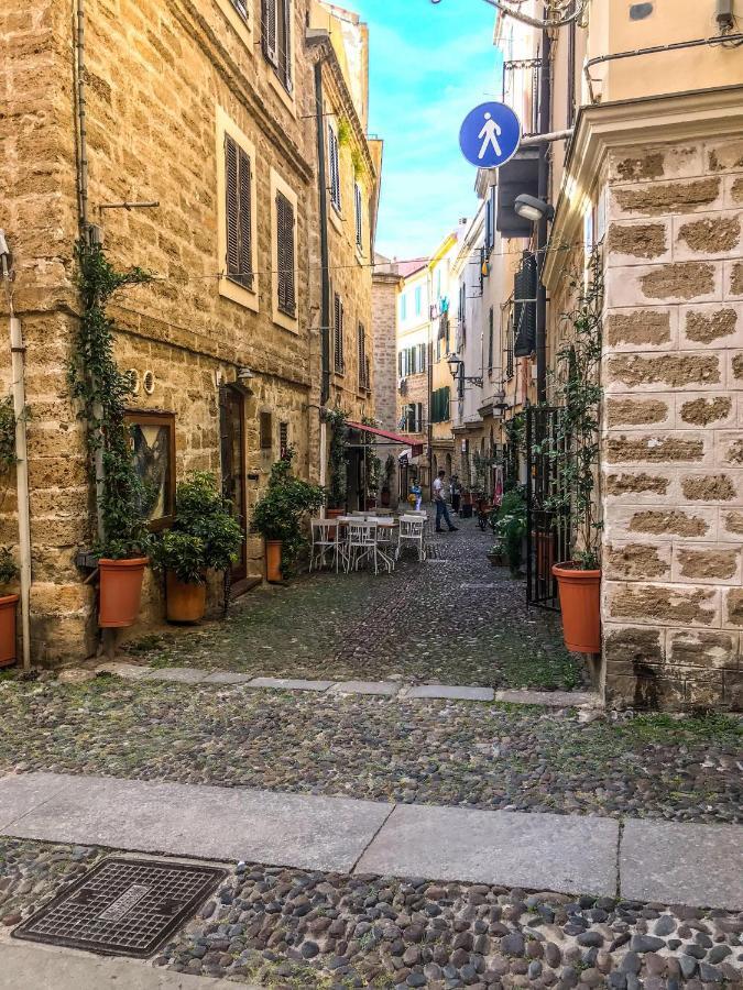 Minerva'S House Apartment Alghero Exterior photo